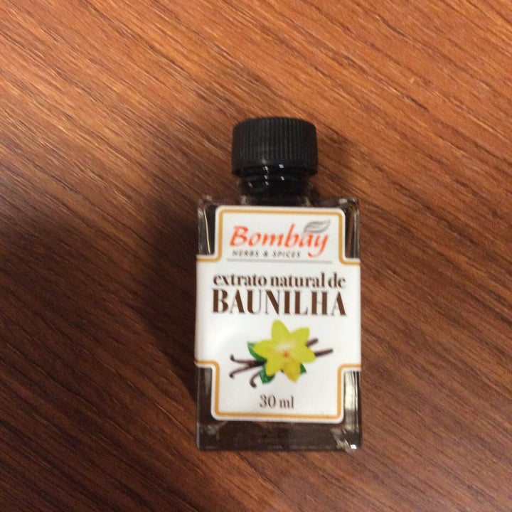 review photo of Bombay Extrato Natural de Baunilha shared by @carlaalec on 04 May 2022 - review