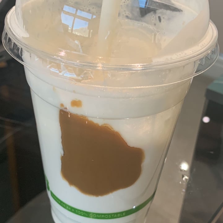 review photo of Vegan Street Food ZA Biscoff Mylkshake shared by @varivegan on 25 Mar 2022 - review