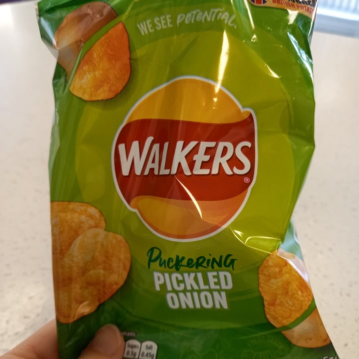 photo of Walkers Pickled Onion Flavour Crisps shared by @beagalli on  29 Jun 2022 - review