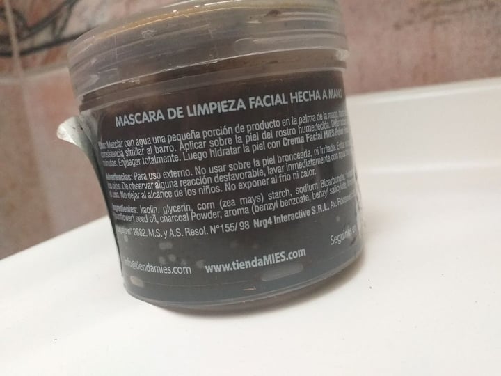 photo of Mies Kabuki Máscara Facial shared by @solmichelle on  08 Dec 2019 - review