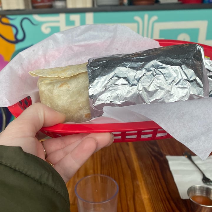 photo of Mis Tacones Cali Burrito shared by @knorthway on  26 Mar 2022 - review