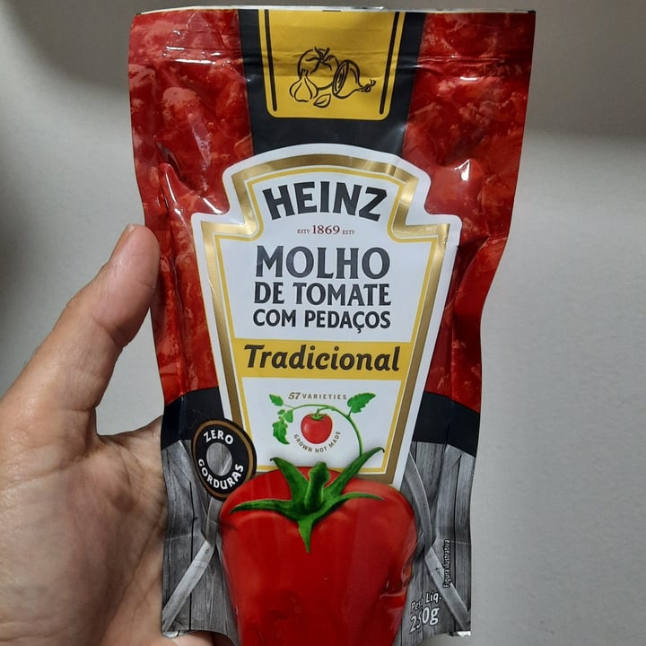 photo of Heinz Molho de tomate com pedaços shared by @priscilafernandes on  12 May 2022 - review