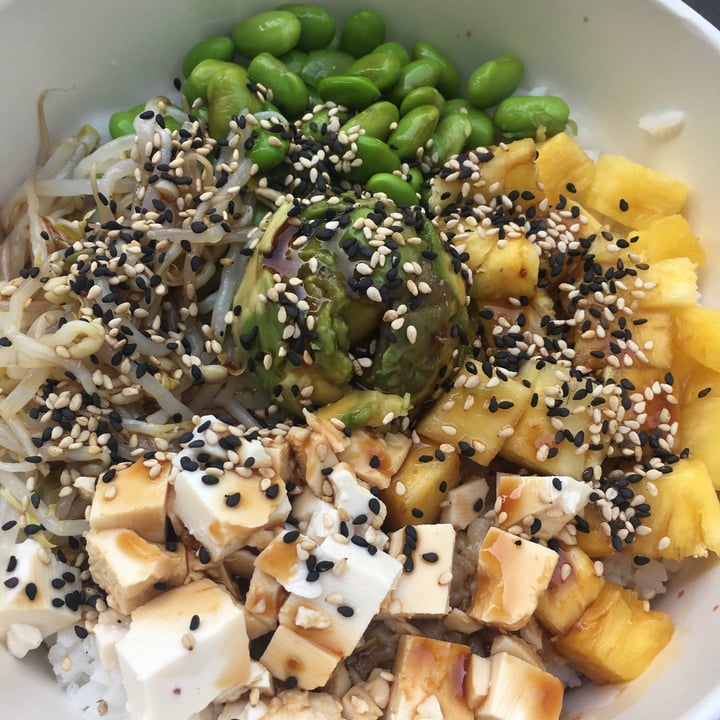 photo of Poké Factory Poké Bowl Regular (Vegan Con Tofu) shared by @paperadubbiosa on  09 Oct 2020 - review