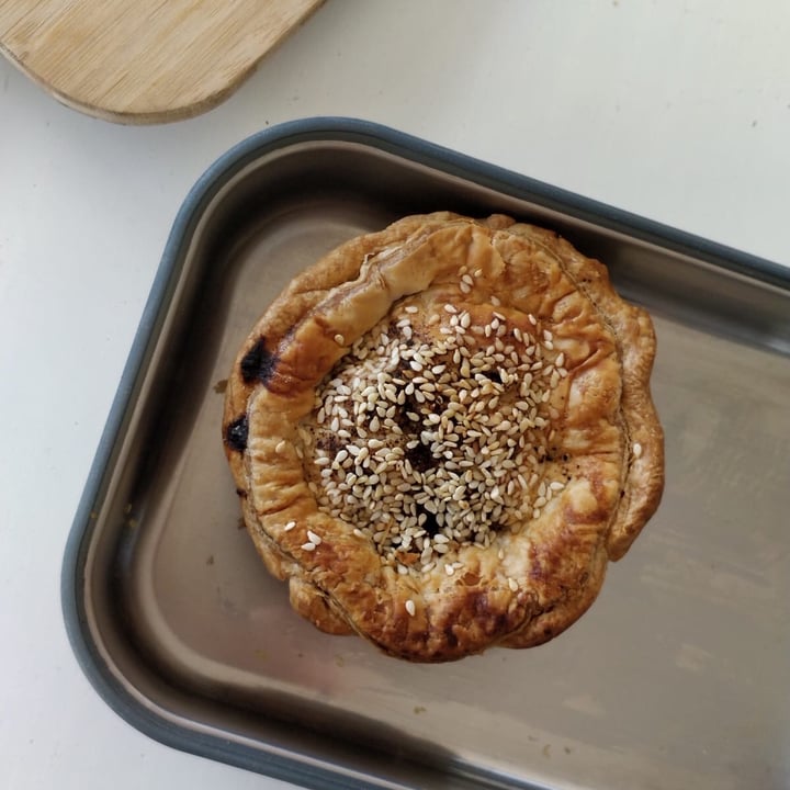 photo of Friends of the Earth Melbourne Food Coop Jackfruit pie shared by @reusablenation on  27 Sep 2020 - review
