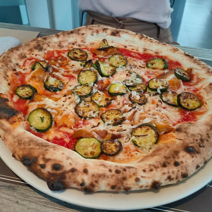 photo of Pizzeria Fratelli Roselli Pizza Ortoveg shared by @dratini on  09 Sep 2021 - review