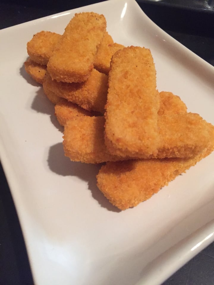 photo of Quorn Fishless sticks shared by @mallory17 on  30 Aug 2019 - review