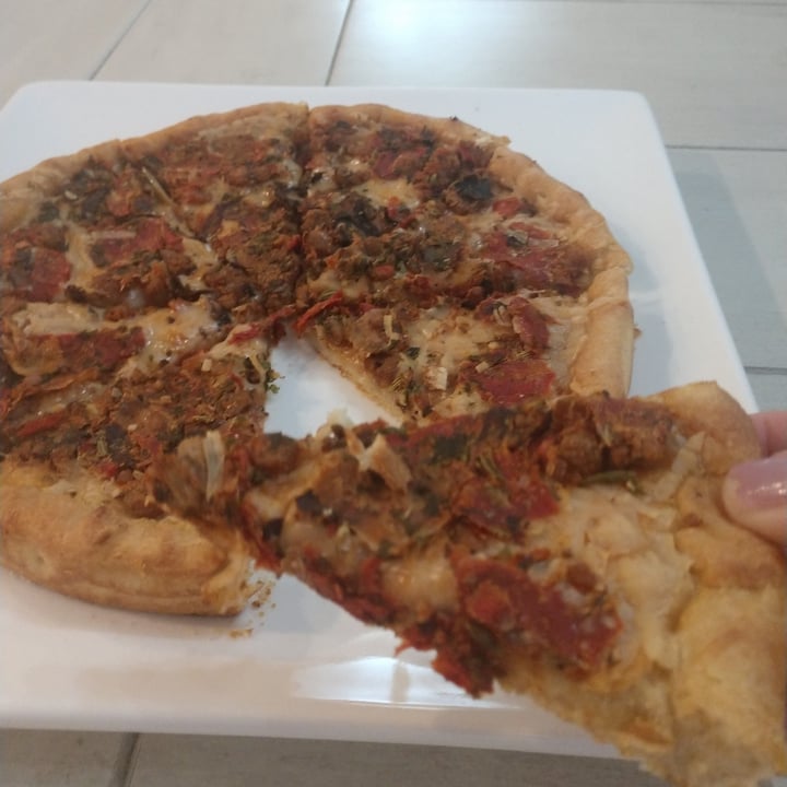 Vicolo Beyond Italian Sausage & Roasted Mushroom Pizza Review abillion