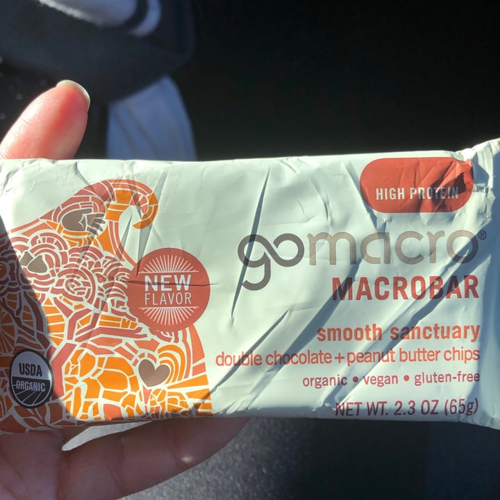 photo of GoMacro Smooth Sanctuary Double Chocolate + Peanut Butter Chips shared by @yumi on  28 Nov 2020 - review