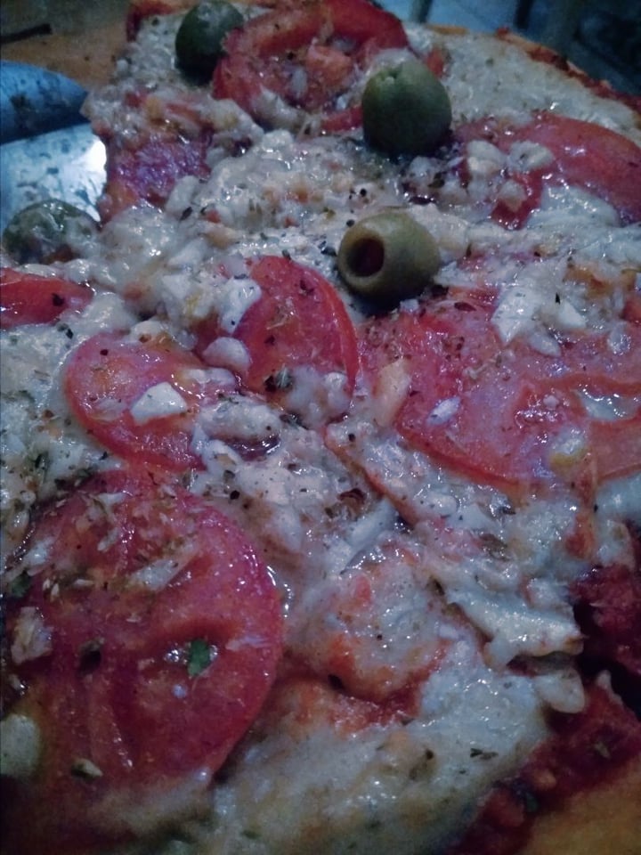 photo of Fourmi Vegan Pizza napolitana shared by @natyvegan on  19 Sep 2019 - review