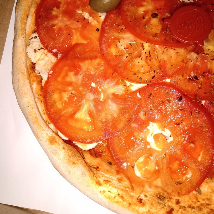 photo of Olivia Empanadas & Pizzas - Ranelagh Pizza napolitana shared by @daniconstelacion on  09 Nov 2020 - review