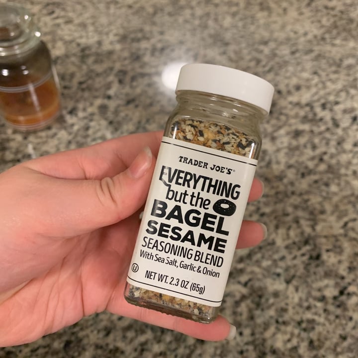 review photo of Trader Joe's Everything But The Bagel Sesame Seasoning Blend shared by @aglanphear on 01 Jan 2021 - review