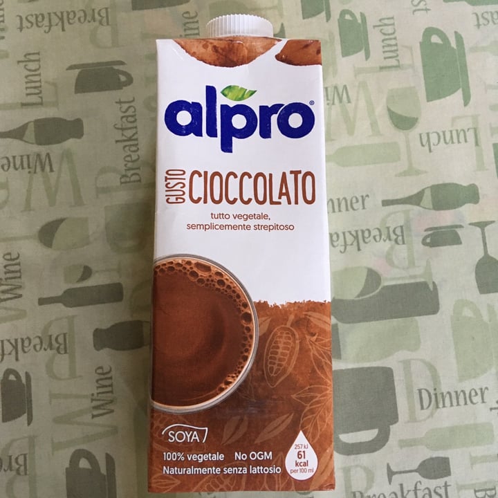 photo of Alpro soya gusto cioccolato shared by @giuliaz on  02 Aug 2022 - review