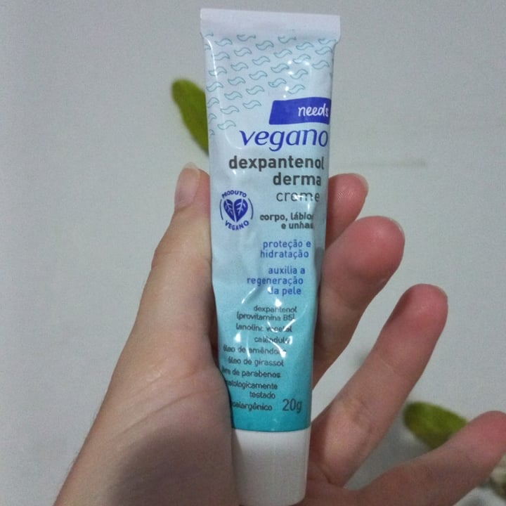 photo of Needs Dexpantenol derma shared by @anaeufrazio on  31 Jul 2022 - review