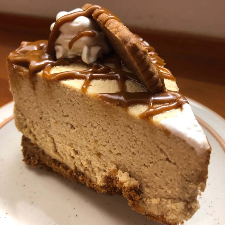 photo of Vegan Streetfood Deli - Obs Biscoff Cheesecake shared by @mothercitymatt on  07 May 2021 - review