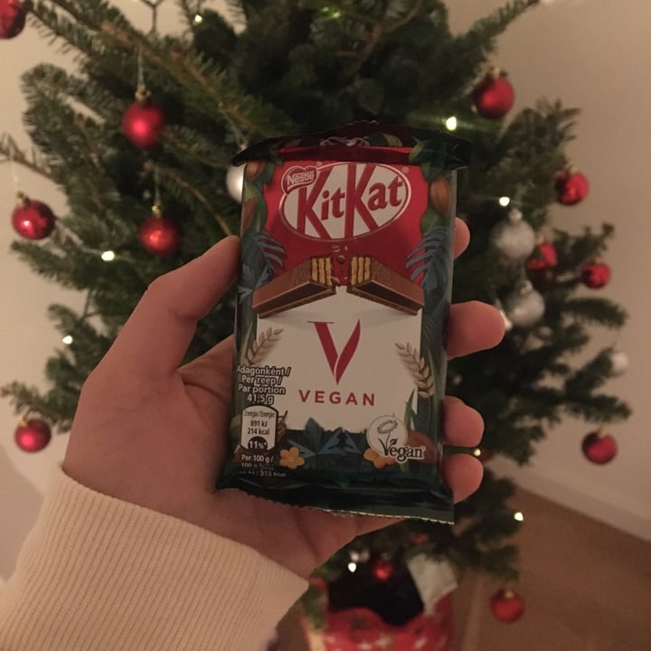photo of Nestlé Kitkat Vegan shared by @taz on  24 Dec 2021 - review