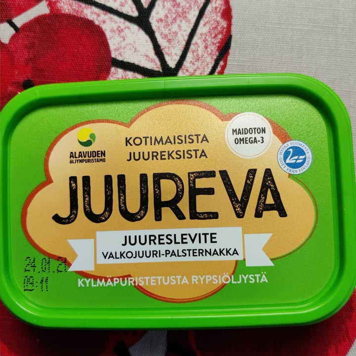 review photo of Alavuden Öljynpuristamo Juureva White beetroot & parsnip spread shared by @kaukahiiri on 02 Jan 2021 - review