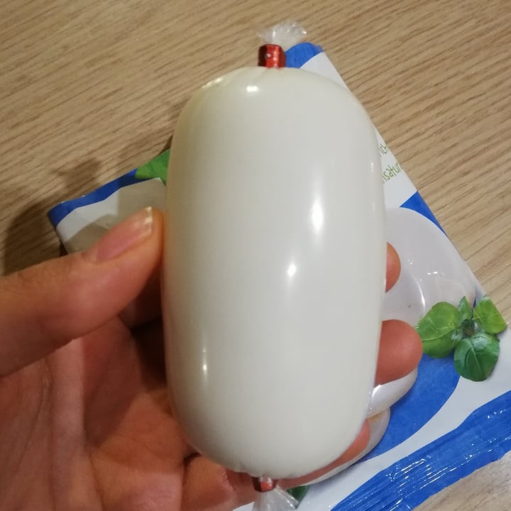 review photo of Vemondo Vegan Mozarelli shared by @penninalove on 21 Jan 2022 - review