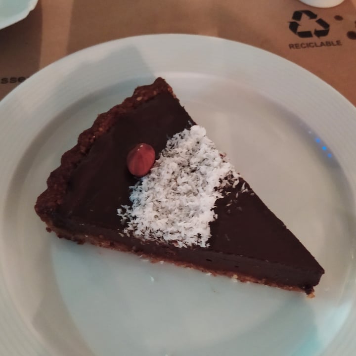 review photo of Chez Céline Tarta Vegana De Chocolate shared by @danielahidalgo on 17 Nov 2020 - review