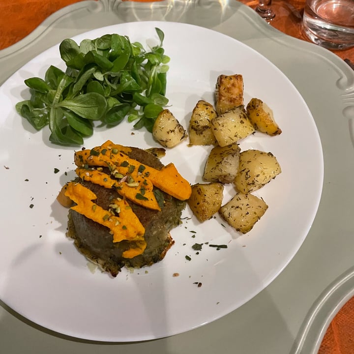 photo of B&B Locanda Degli Aromi tortino di zucchine con maionese alle carote shared by @chiaranoir on  30 Jul 2022 - review