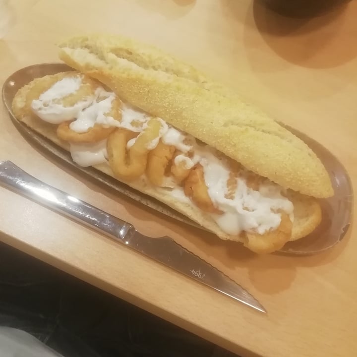 photo of A Flama Bocadillo de "calamares" shared by @ecoilogic on  09 Aug 2022 - review