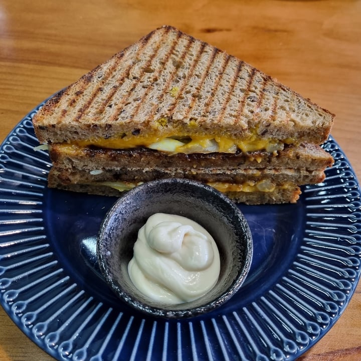 review photo of Puck Provisions Vegemite Cheese Toast shared by @plantbasedlifestyle on 24 Oct 2022 - review
