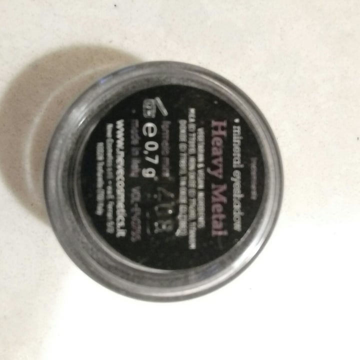 photo of Neve Cosmetics Ombretto Minerale shared by @ele290 on  08 May 2021 - review