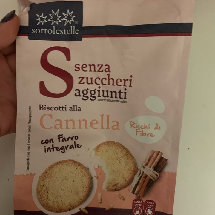 photo of Sottolestelle Biscotti alla cannella con farro integrale shared by @luliiii on  15 Sep 2022 - review