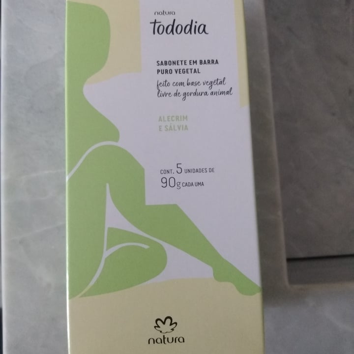 review photo of Natura Natura Todo Dia Sabonete Em Barra Puro Vegetal Flor de Lis shared by @jugennari on 27 Jul 2022 - review