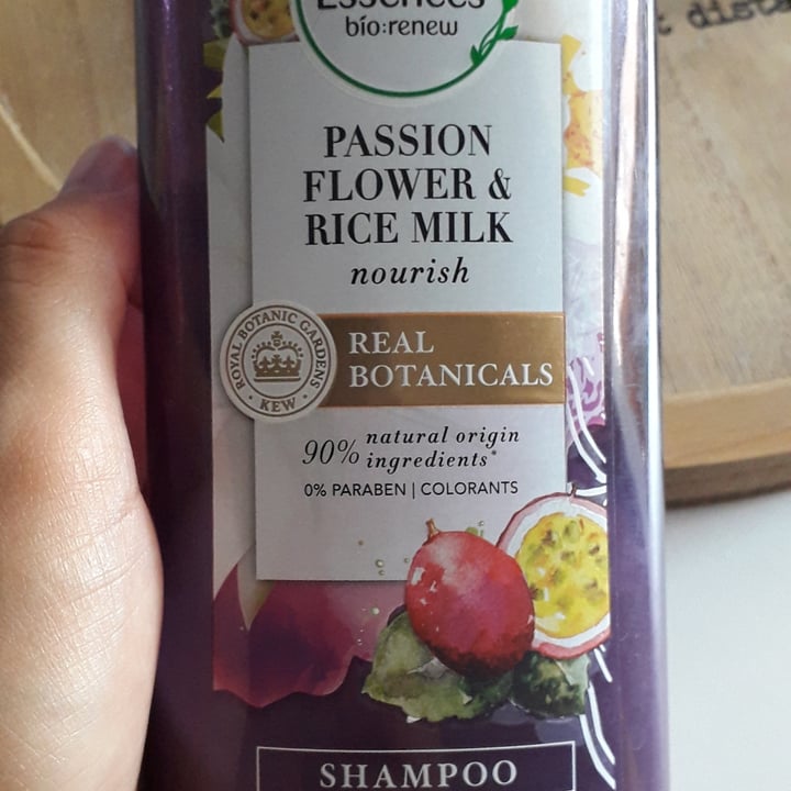 photo of Herbal Essences Shampoo  Passion Flower & Rice Milk shared by @quehaydenuevo on  29 Dec 2021 - review