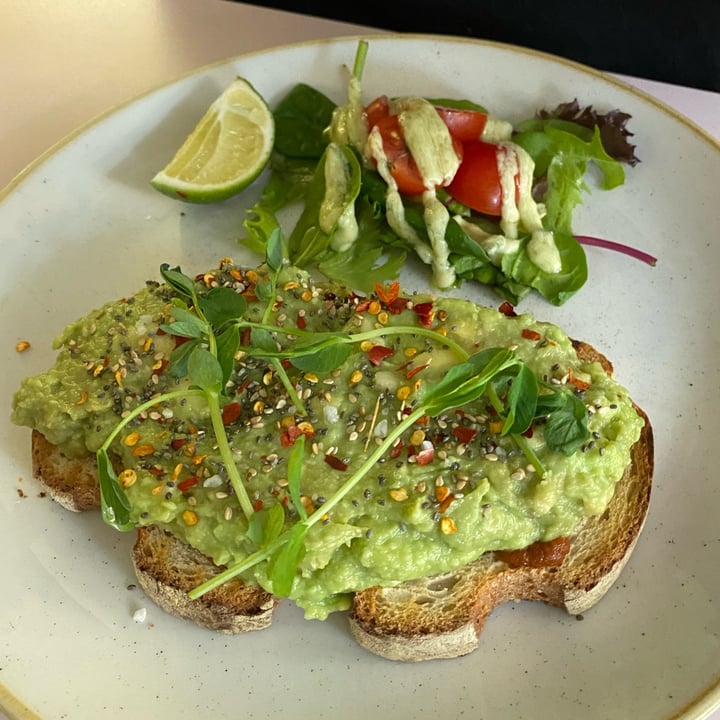 photo of Hula Juice Bar & Gallery Avocado Toast shared by @meganthevegetable on  23 Dec 2021 - review