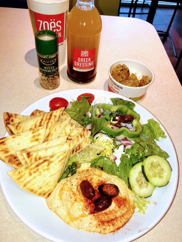 review photo of Zoës Kitchen Salad and Hummus Combo shared by @mikelawnet on 14 Jul 2019 - review