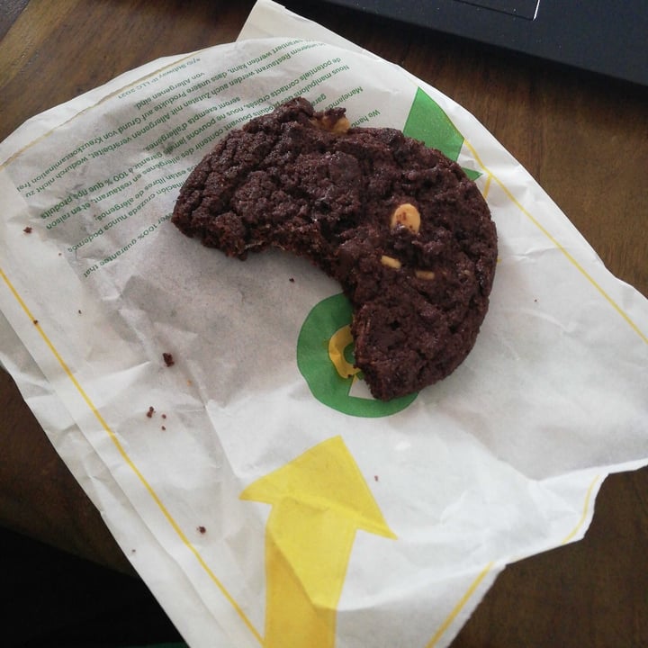 photo of Subway double chocolat cookie shared by @godefroy86 on  15 Oct 2022 - review