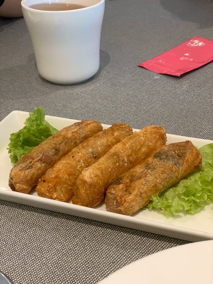 photo of Lotus Kitchen Crispy Glutinous Rice Roll shared by @loveveggies on  28 Feb 2020 - review