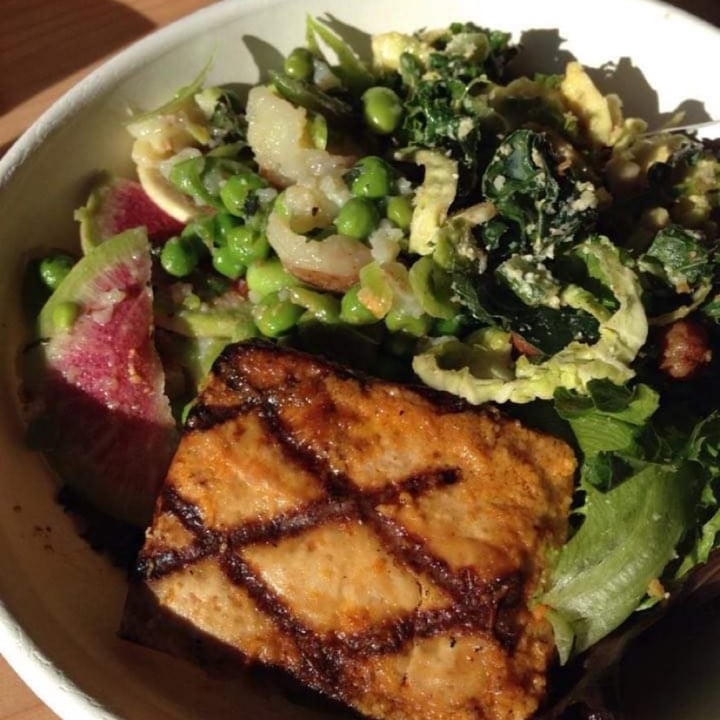 photo of Tractor Everyday Healthy Foods - Victoria Harbour Tofu bowl shared by @maggie on  12 Aug 2020 - review