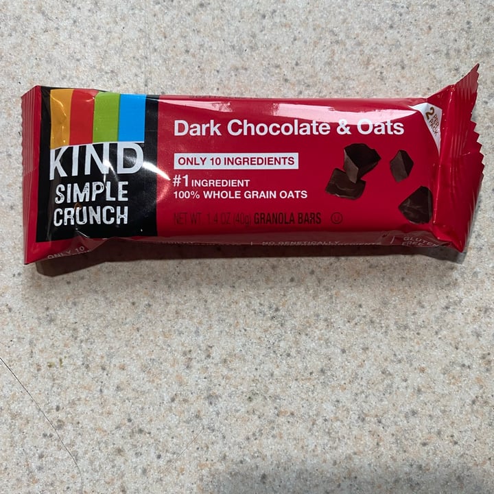photo of KIND Kind dark chocolate & oats shared by @mecornell on  22 May 2022 - review