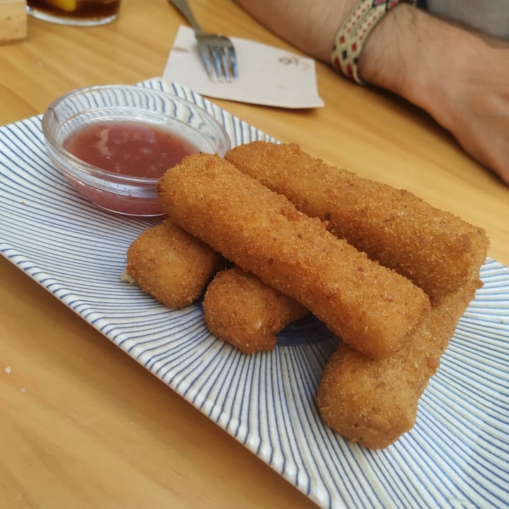 photo of La Vegana Palitos de Queso Frito shared by @despistaa on  11 Oct 2021 - review