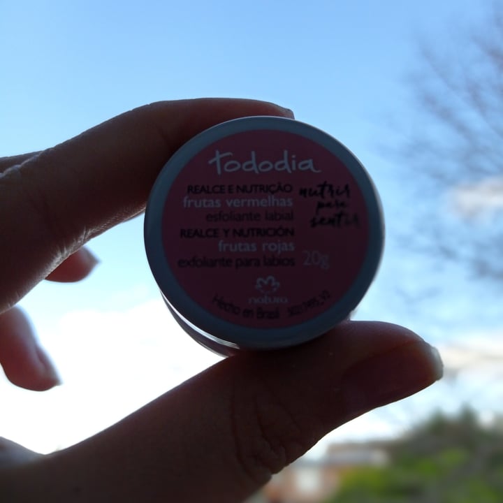 review photo of Natura Exfoliante De Labios shared by @mercabitch on 05 Oct 2020 - review