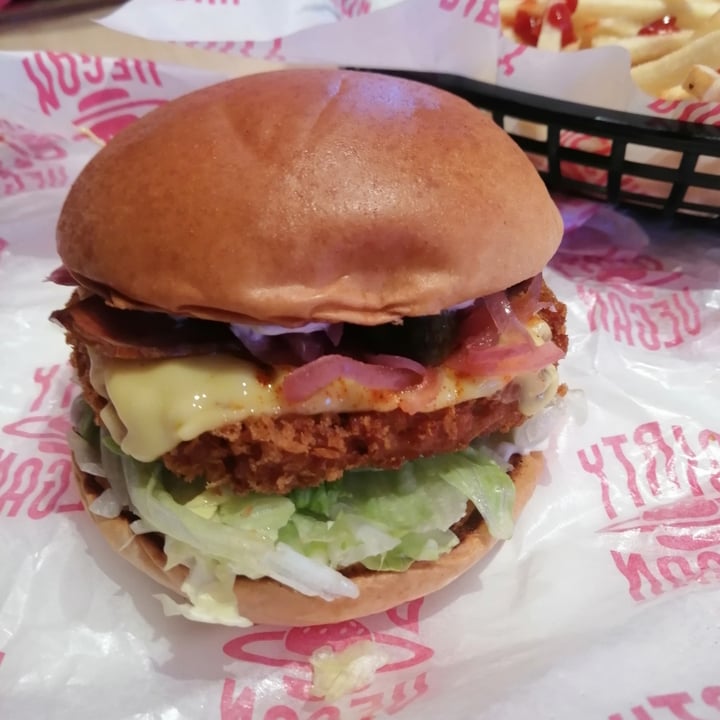 review photo of Dirty Vegan Garlicious shared by @warrenthevegan on 19 Dec 2022 - review