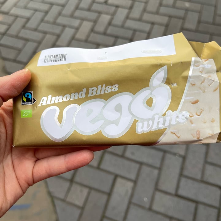 photo of Vego Almond Bliss Vego White shared by @valeriabr on  01 Nov 2021 - review