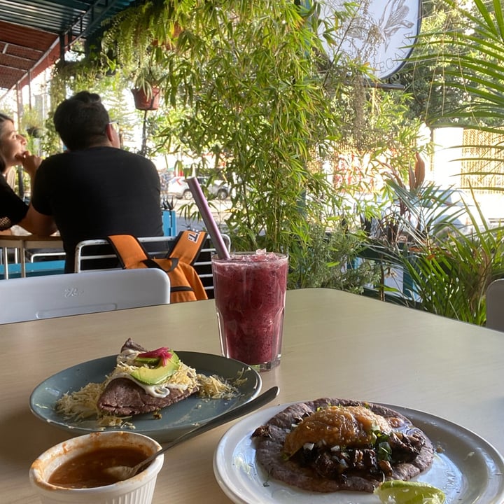 review photo of Choclo y Maíz Cocina vegana Tacos shared by @evamorr on 06 Apr 2022 - review