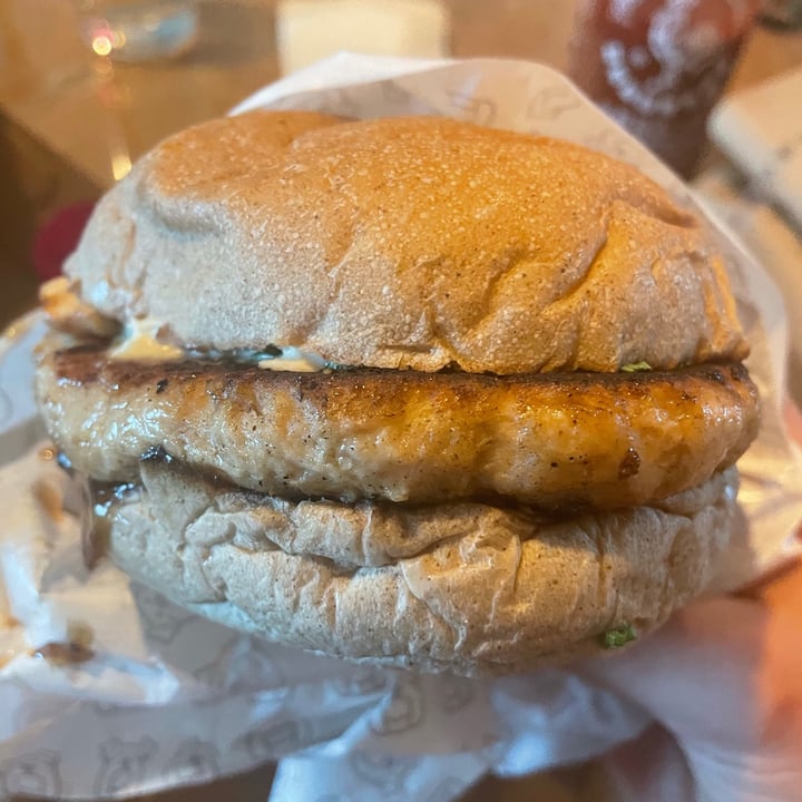 photo of Three Buns Quayside TiNDLE™ Hustle shared by @zoeadamopoulos on  20 Mar 2021 - review