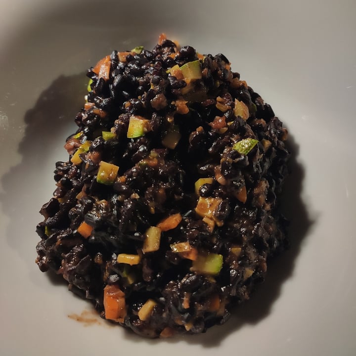 review photo of Ristorante Angolo Divino riso venere con "ragù" di verdure e spezie shared by @chiarapepsii on 04 Aug 2022 - review