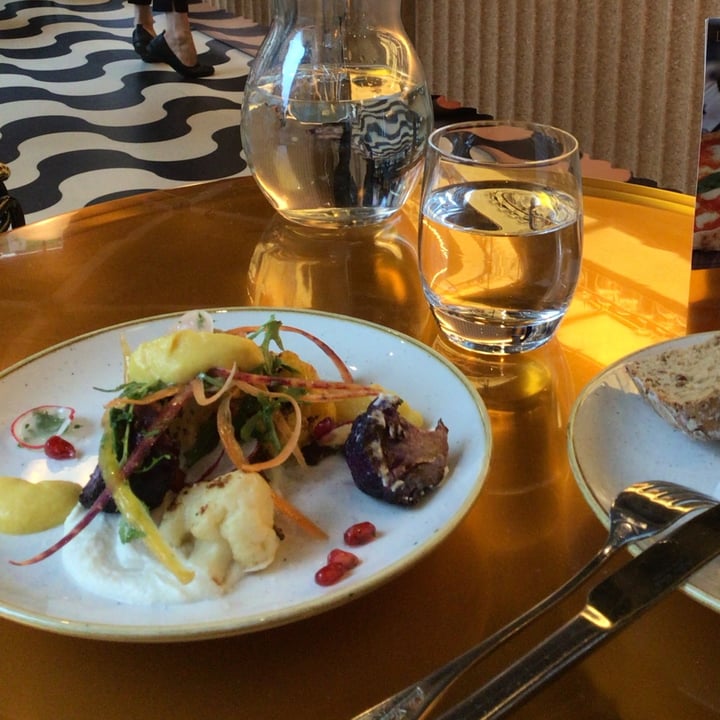 review photo of Locket's Braised cauliflower shared by @yishilian on 19 Nov 2021 - review