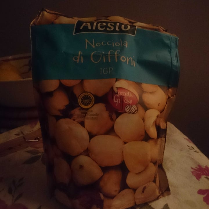 photo of Alesto Nocciola di Giffoni IGP shared by @anillebandrea on  02 Mar 2022 - review