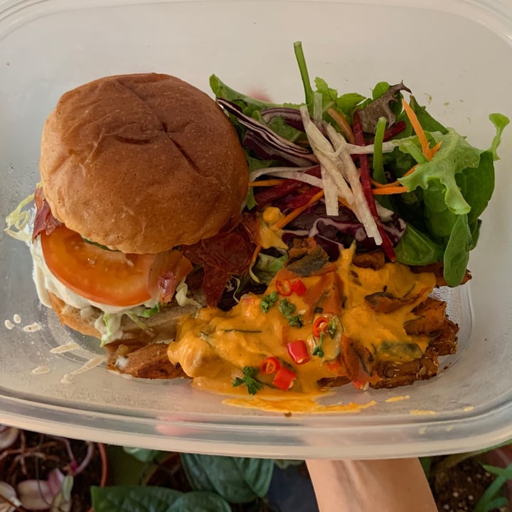 photo of Afterglow By Anglow Spiced Fvsh Burger shared by @roshninagaria on  03 Jun 2021 - review