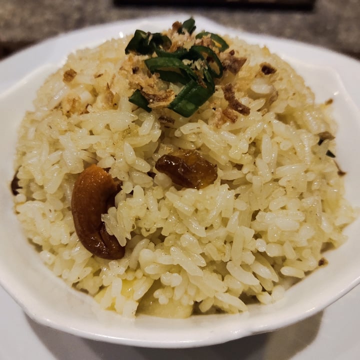 photo of The Majapahit @ Arcoris Mont' Kiara Pineapple fried rice a la carte shared by @dhanhyaa on  13 Jul 2020 - review