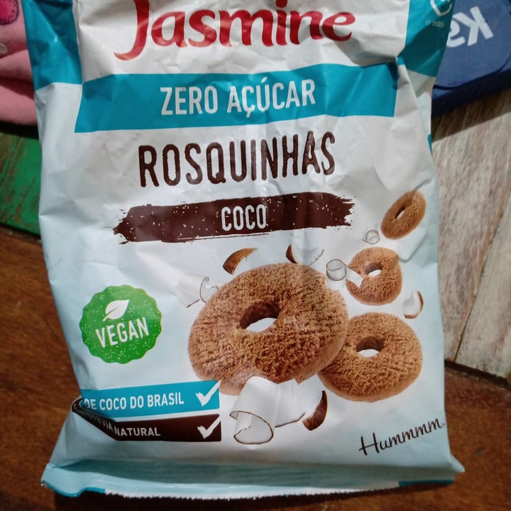 photo of Jasmine Biscoito Vegano De Coco shared by @vancavaliere on  24 Apr 2022 - review