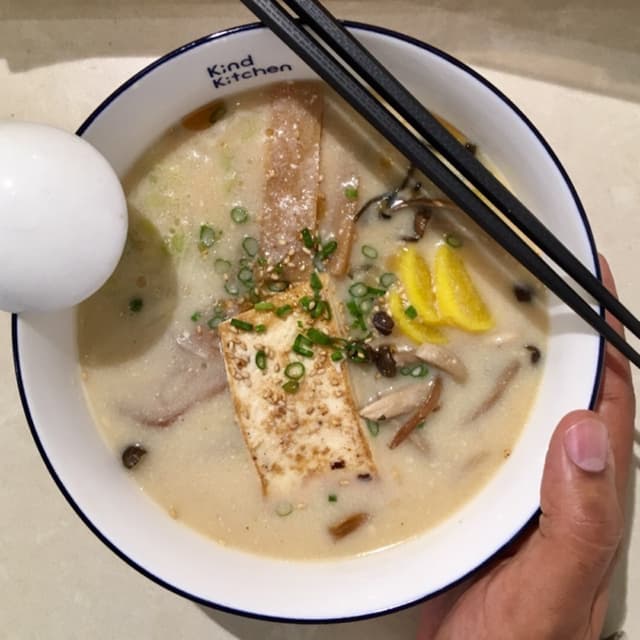 Foto del piatto “White Dragon Ramen”