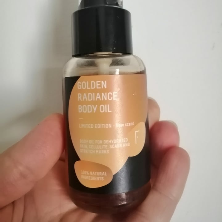 photo of Freshly Cosmetics Golden Radiance Body Oil shared by @ivushka on  25 Nov 2021 - review