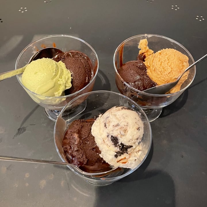 photo of On Third Thought Brownie Batter Gelato shared by @srgc on  24 Mar 2022 - review